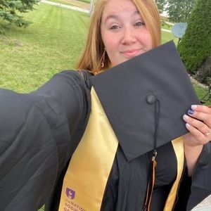 Meet your Posher, Madison